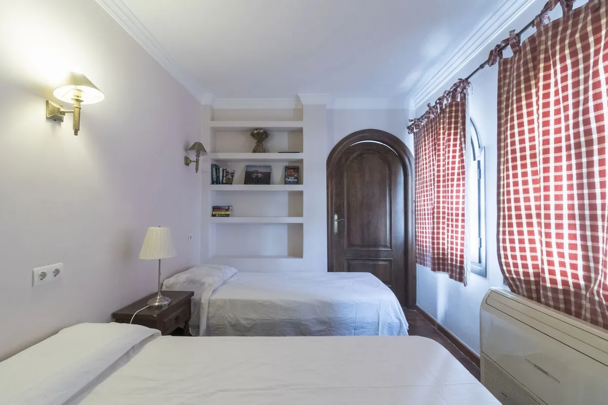 a82c68d1-77df-4c47-a960-67a1de9fc28f