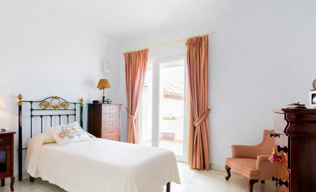 0405e746-9d93-4370-8ff0-418a8c035500