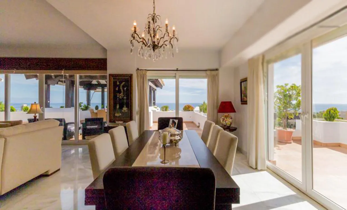 30f519a7-810b-43c5-891b-7f2e8d2e434b