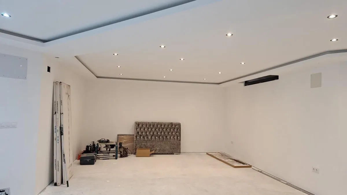 ffe58f5a-1c53-4866-a4a6-ca5c2d7b4f6d