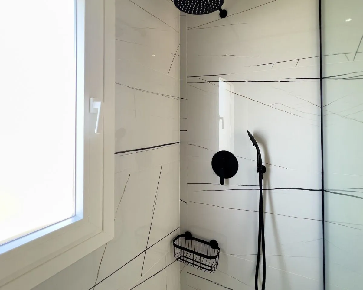 037c2209-aebe-4fcf-a272-3fb0be87d593