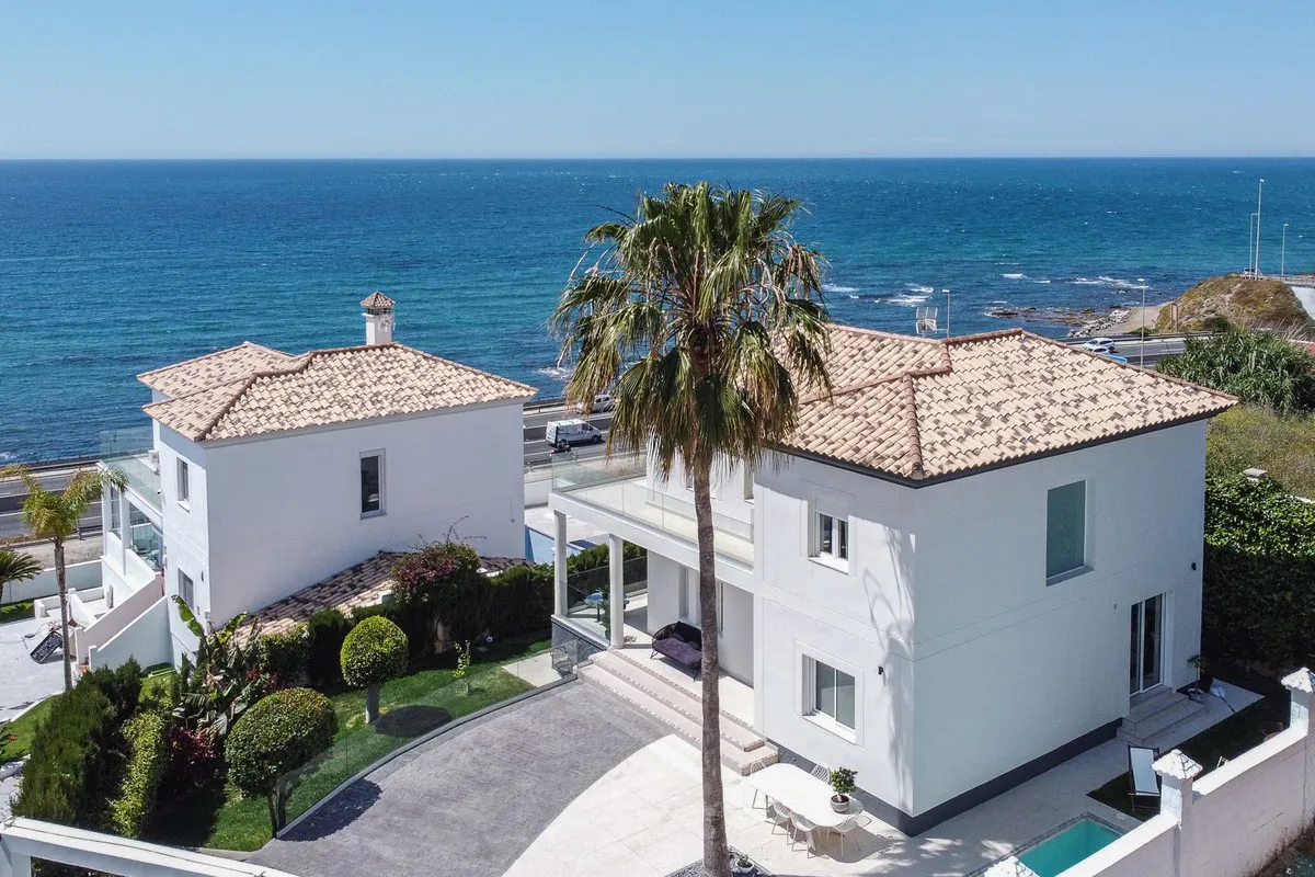 9321e2d5-5648-414b-bf43-93e1ea6b2061