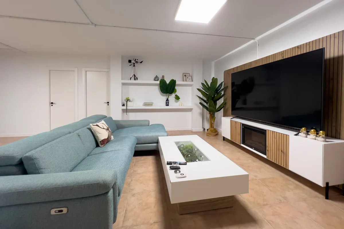 c9f9fb86-30ed-4489-a165-e89650058aa8