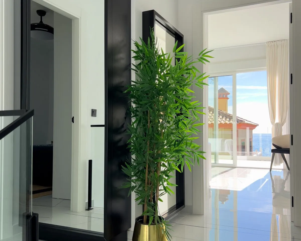 dbbcae3b-e268-4172-9530-ec628d99af8b