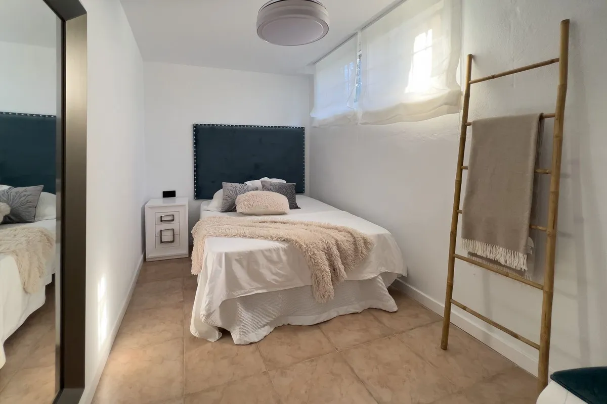 f1e3dc90-8682-4405-8d98-08d80a5aab93