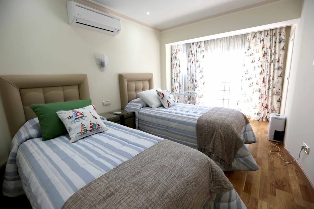 2d368876-a8e7-4686-8760-f9b0278f1078