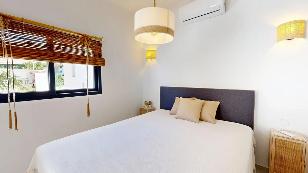 4c92ed70-6b9f-4974-833a-426d4f4de96a