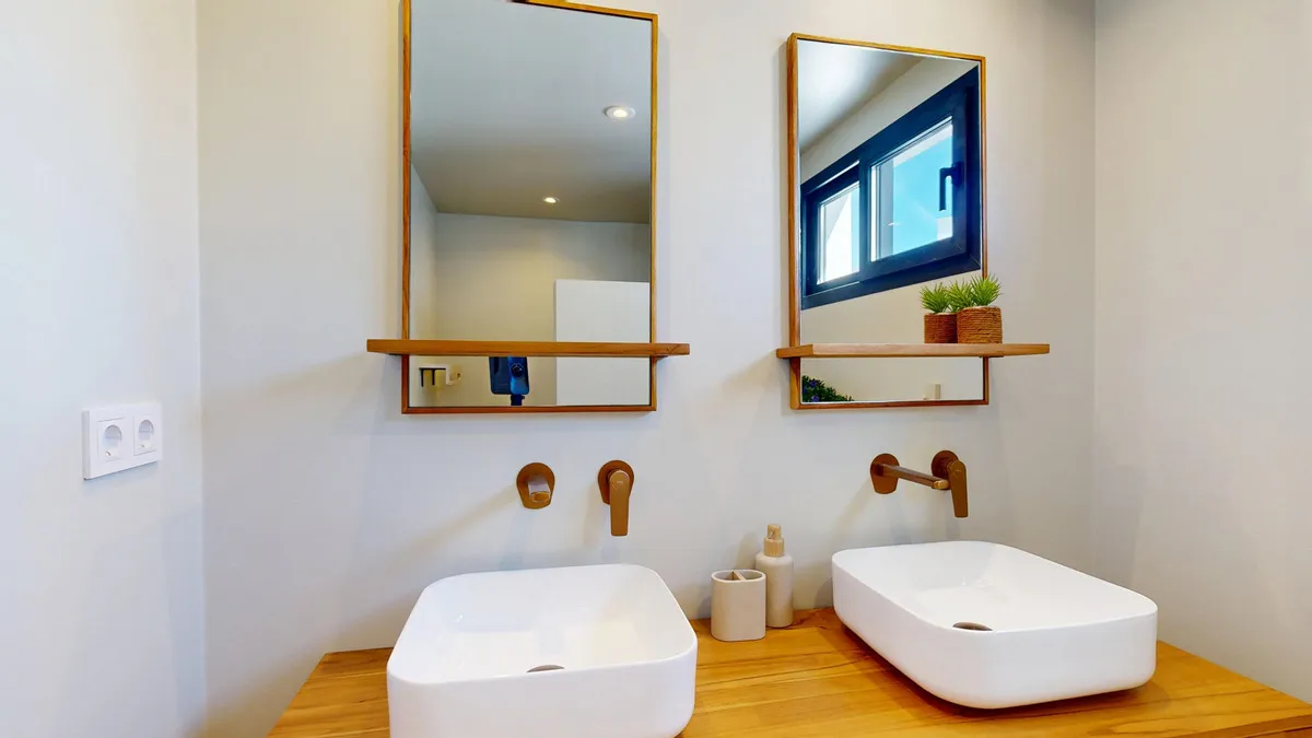 6915988a-4c2a-4d33-908b-391155e53d1e