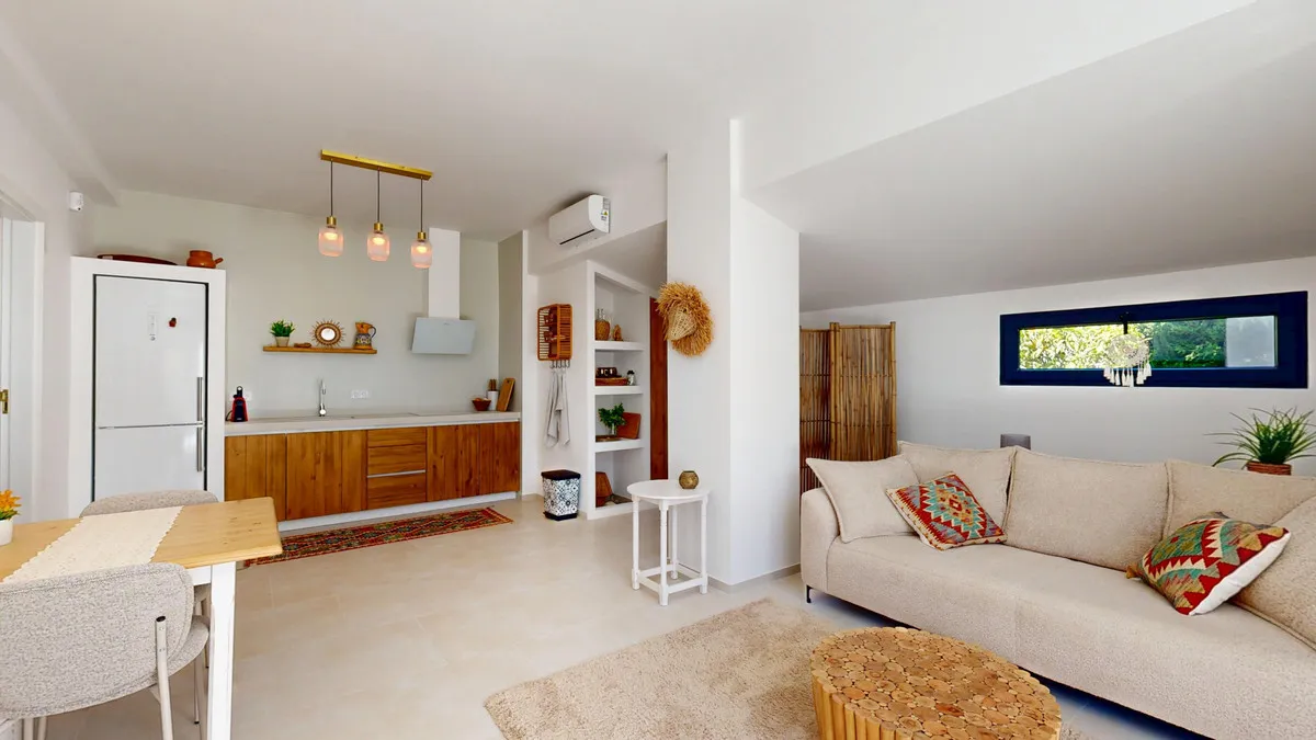 6a7f7a49-e337-49e6-90fe-8a2edf58a211