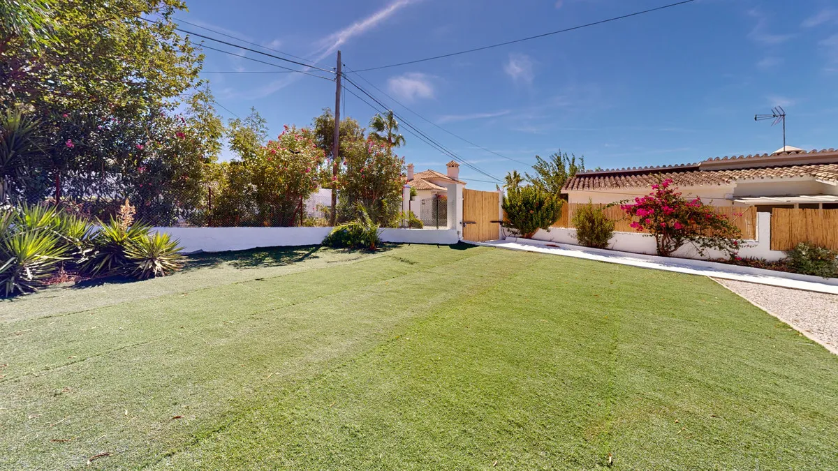 8b604fda-9693-46b5-9d39-c86580572160