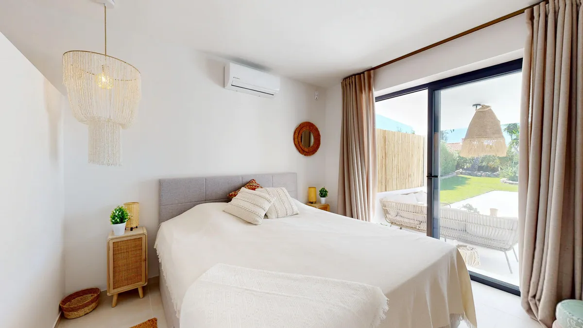 98cc637e-72f5-45e5-9aa1-e87bc3ab4e96