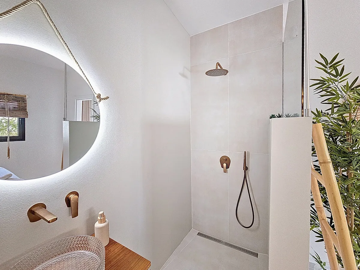 ce404d37-27ac-43b4-bbac-70b096a38bd8