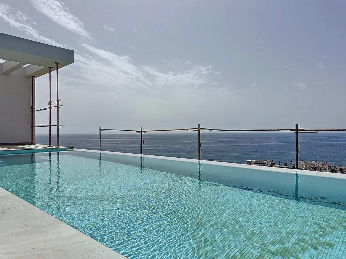 28bbdb2f-e9b6-436b-bd50-d4089765a0d9