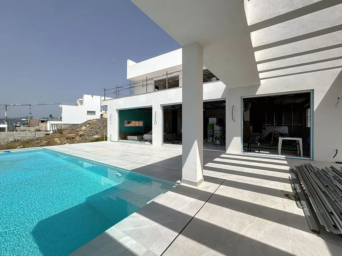 568c9461-9013-43d3-b2c3-9e45ed3cb7c5