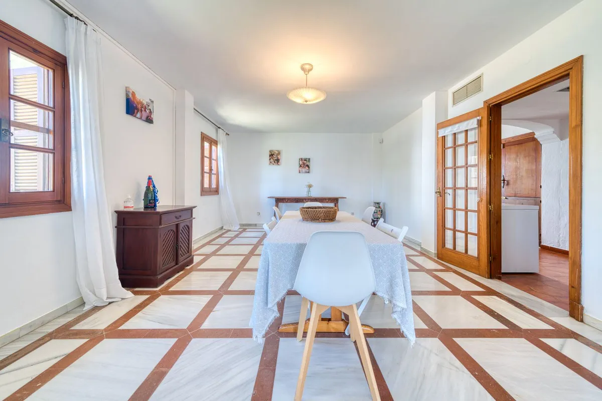 5a41958e-3857-4db1-8da3-e21095c95066