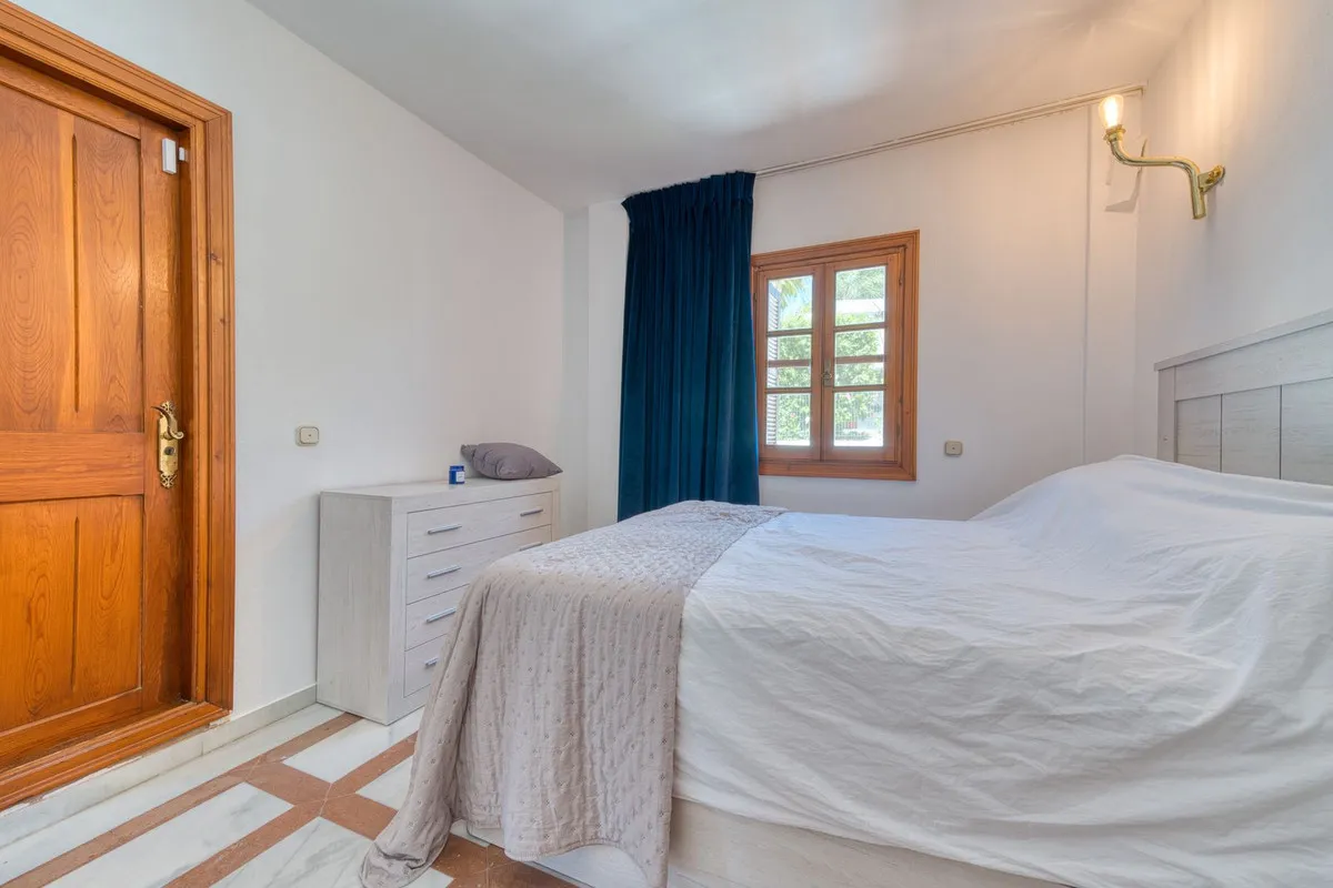 d3bccc47-f959-42b2-936f-7ce98a2d5b2c