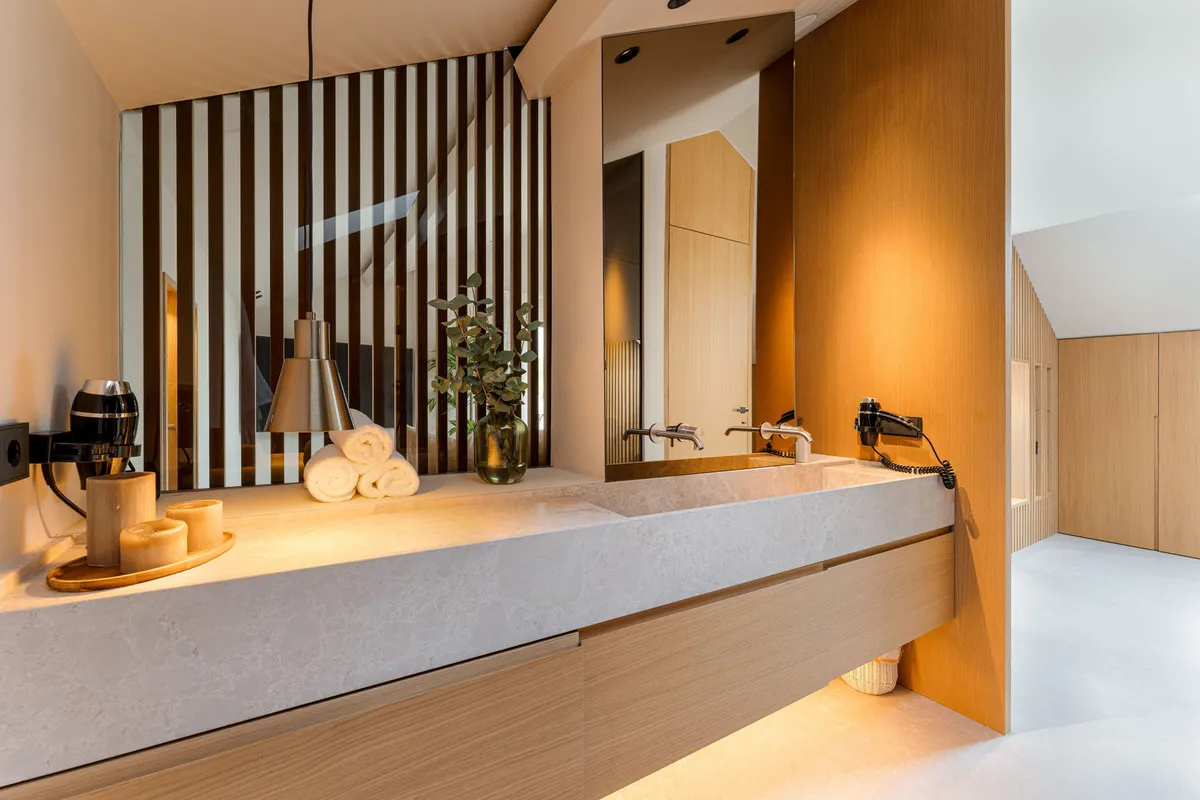 4fcf7cb3-c172-49a6-abd5-dfa6a9df0b49