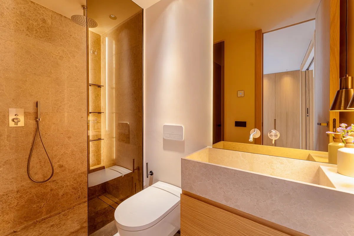 6b18aab8-23de-43fe-b692-67398ce24b62