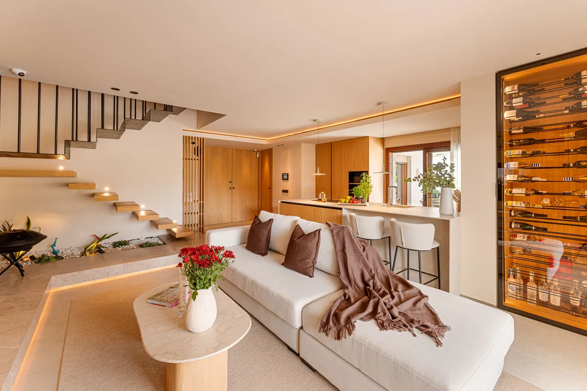 cb61490c-de48-44b7-bfc5-5039ff447ae4