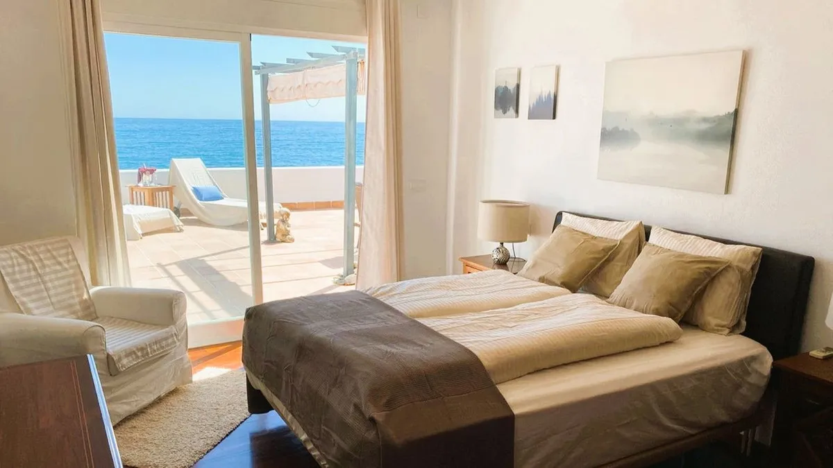 e5305a5e-7fa7-4a5c-9c5c-adbc6f09b0ff