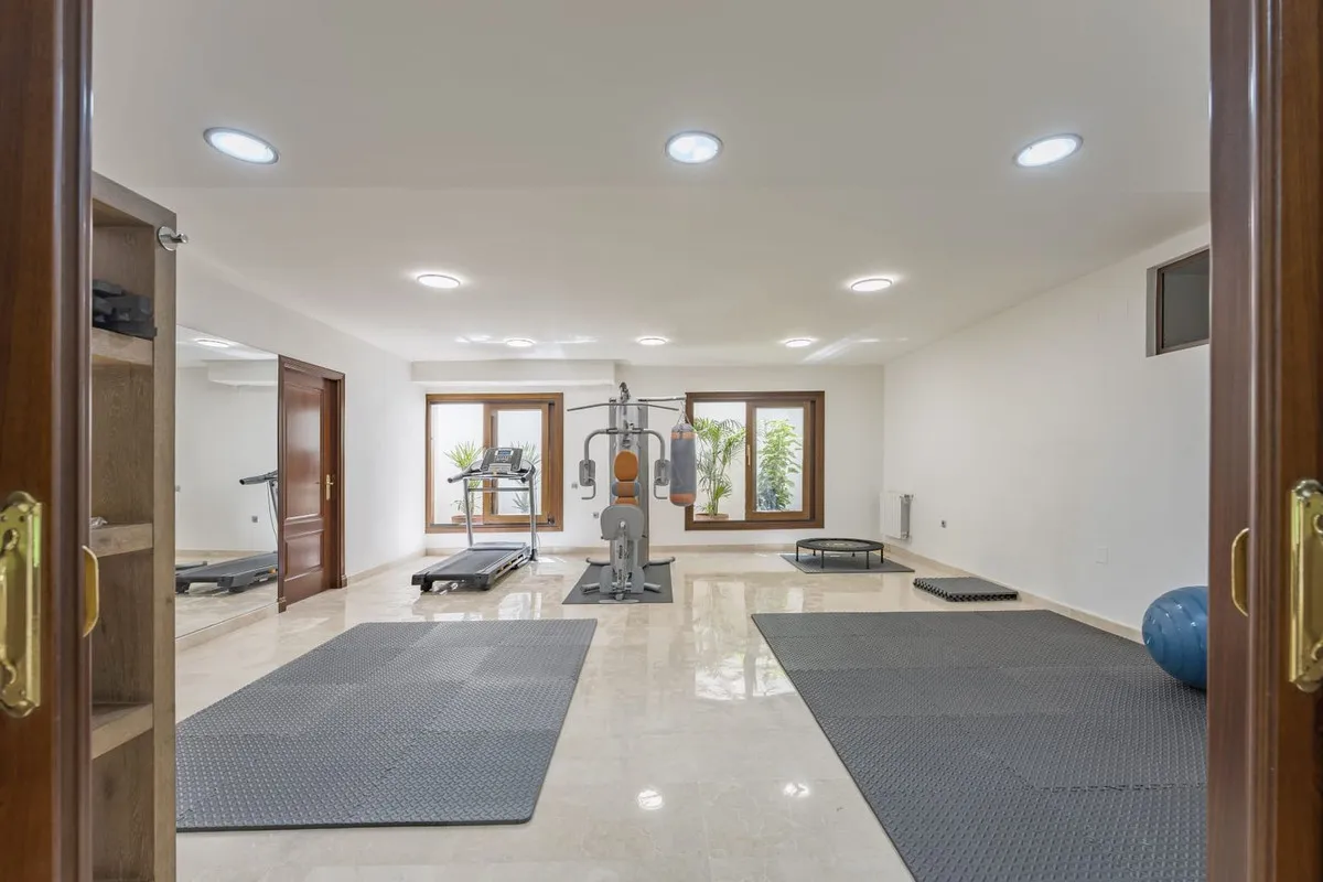 bc9e1310-963f-4248-99b8-e9c3e79ccda4