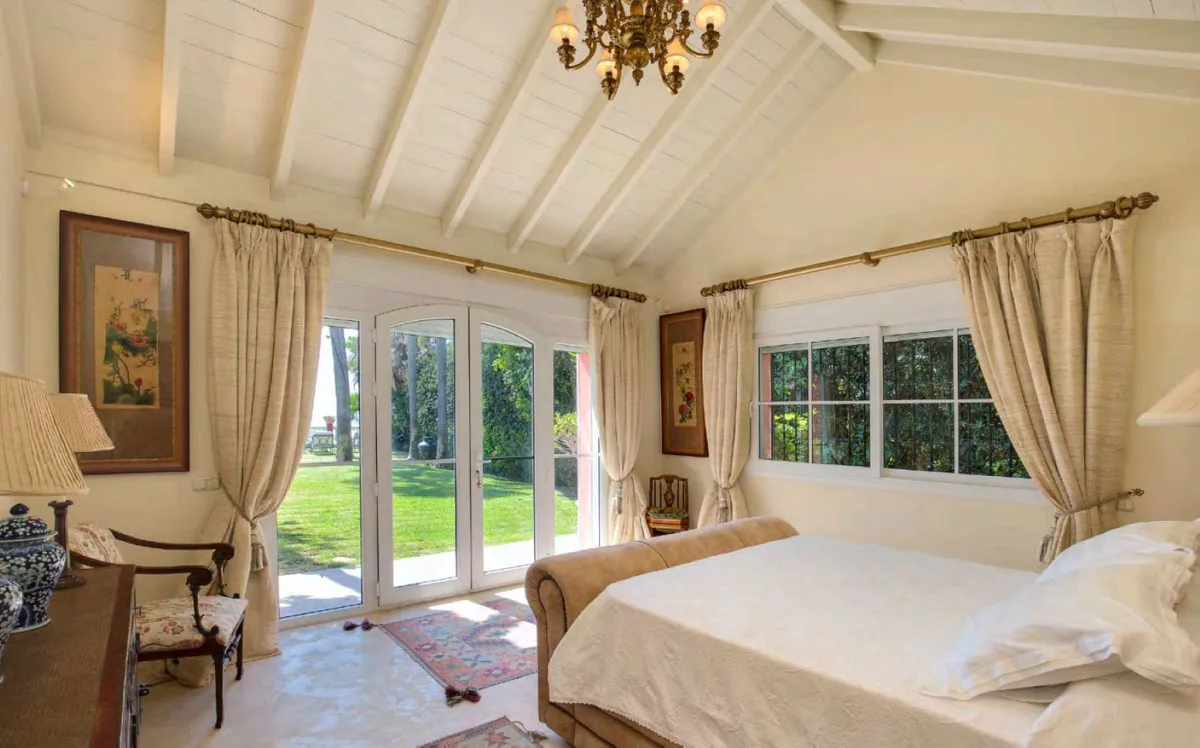 85b10bc7-8d4a-49e3-bd60-04e4b5065b8c