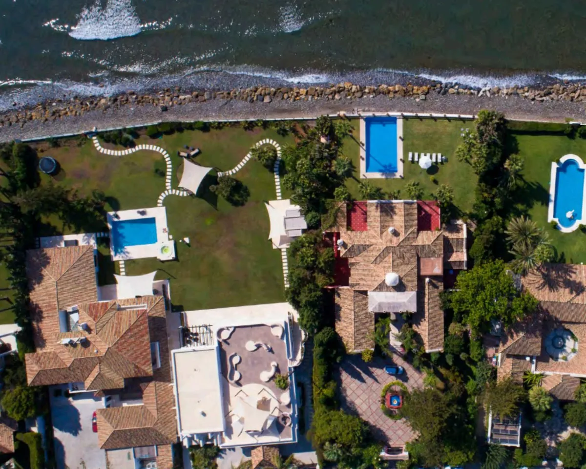 c3e1e4d5-beac-4f8c-b952-9db6148e5e13