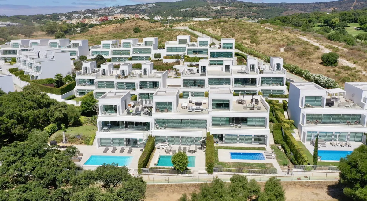 1cabfaa9-297d-470d-a7dd-2e1770cfc4df