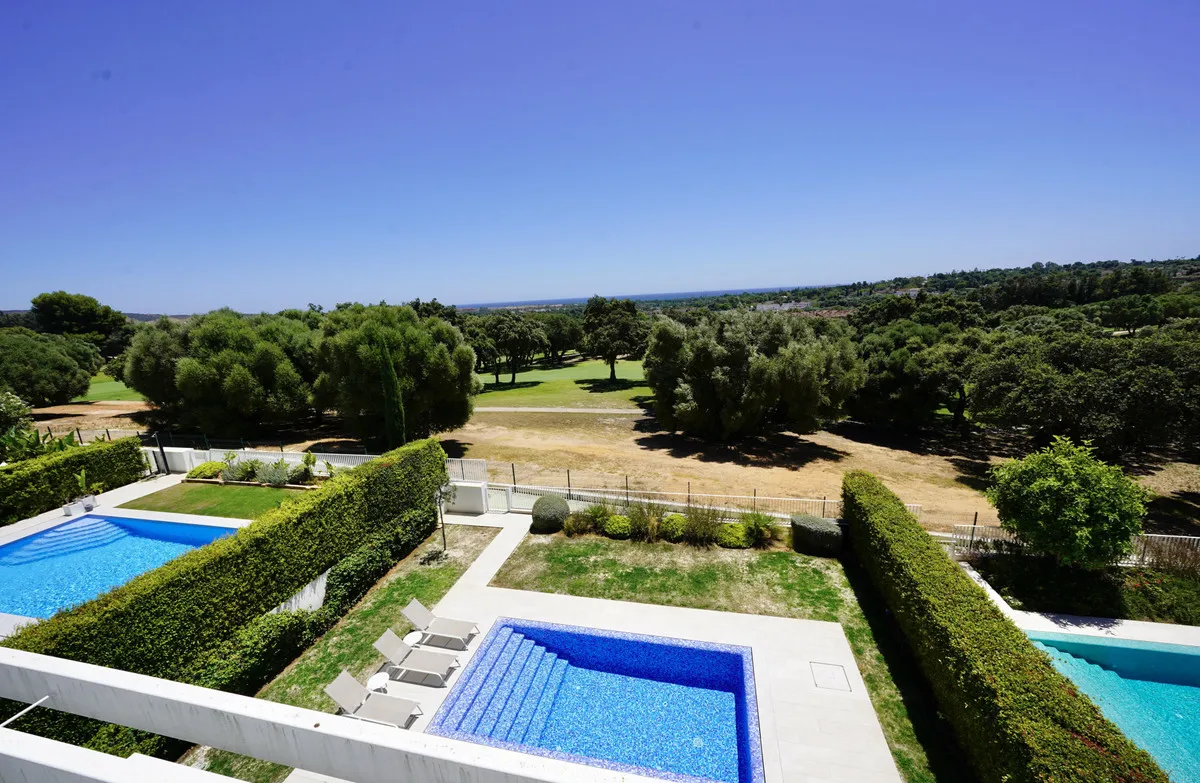 3edf31bd-6abe-4d14-bde3-69590daa304a