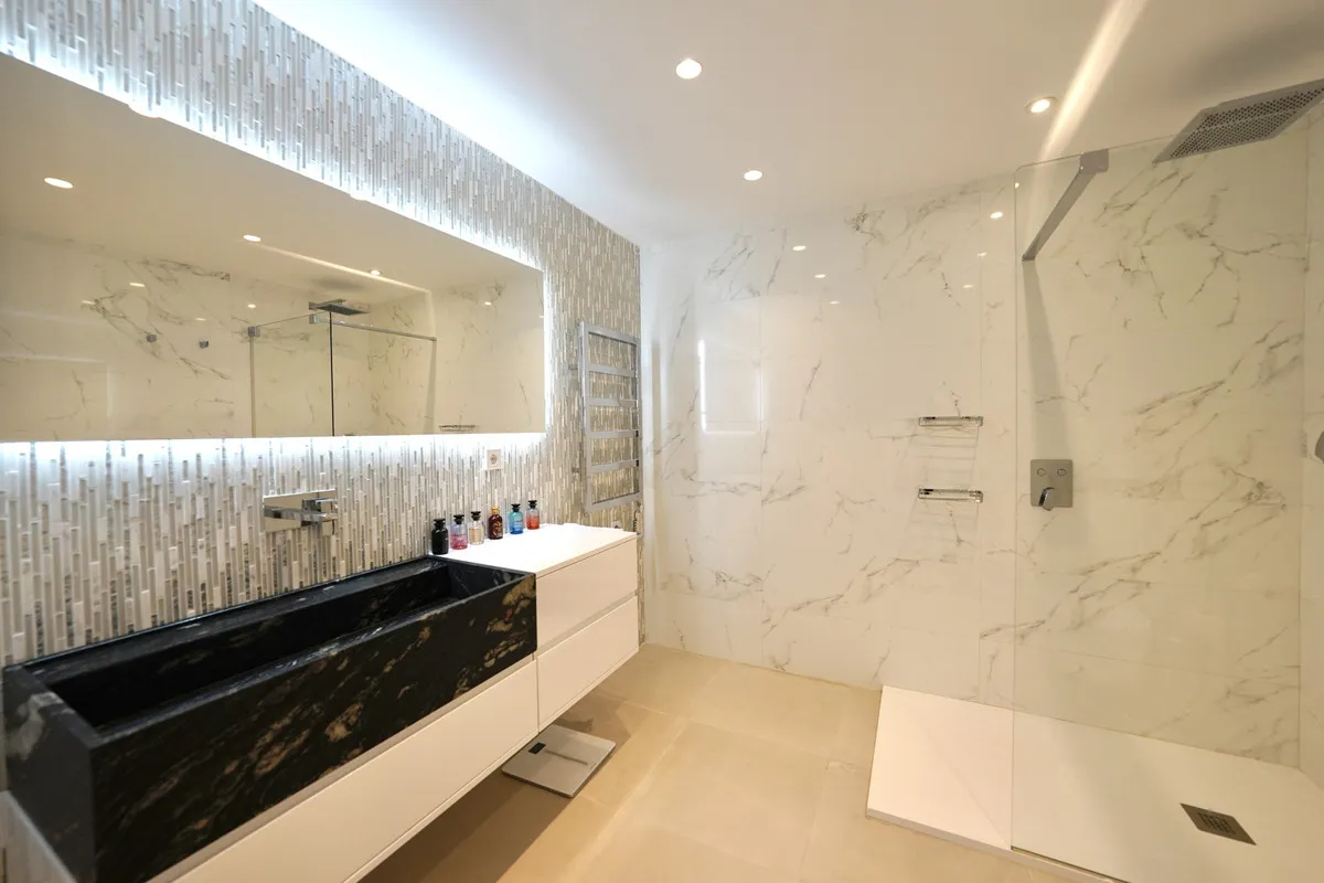 c369e37f-e9be-4b03-a2b1-fba54518342b