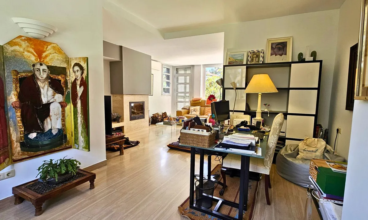 caa967dd-ab9c-4401-9b8f-36d23436f0fc