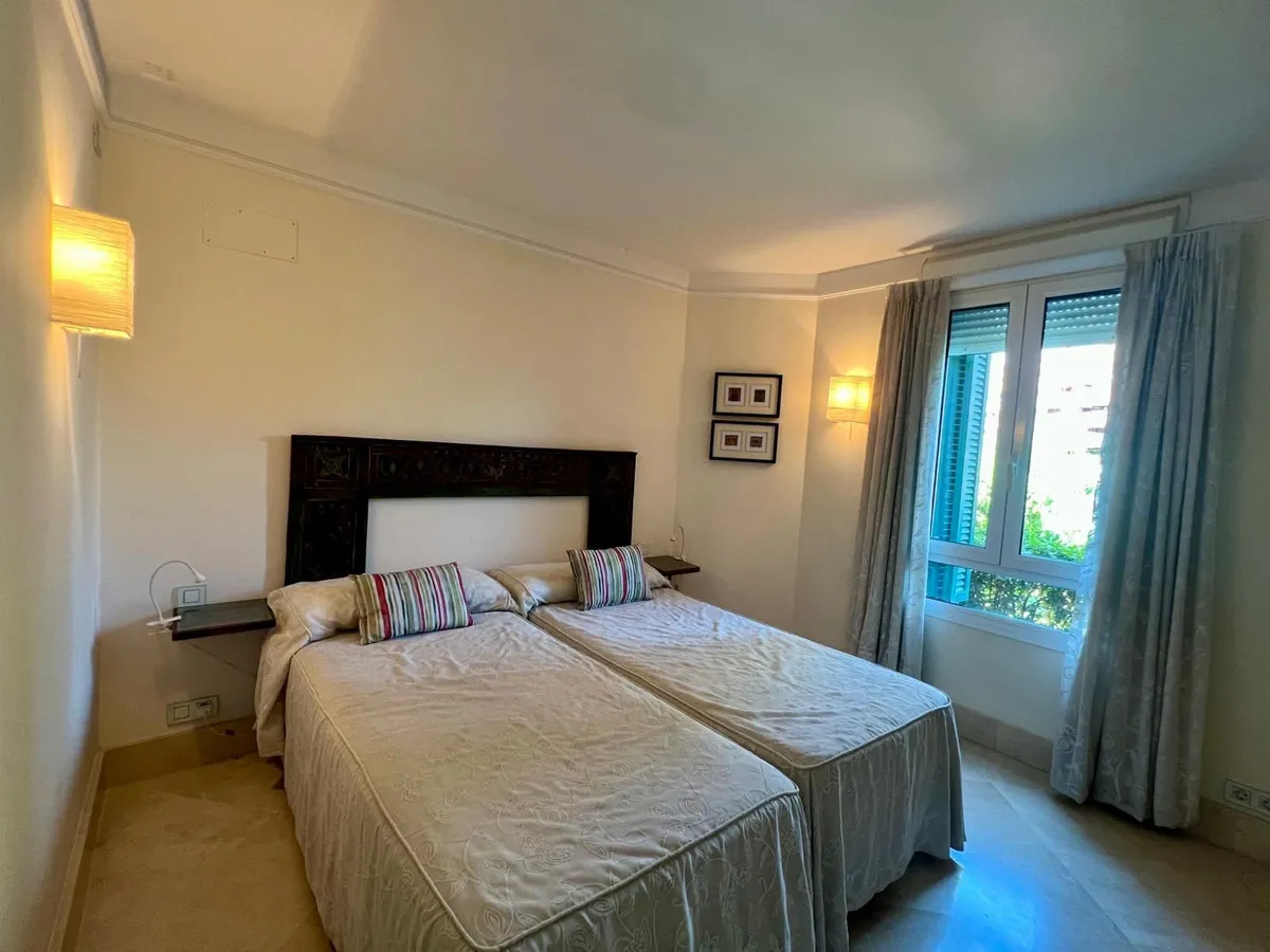 2c28ad70-037a-42b7-8911-f702755cff7d