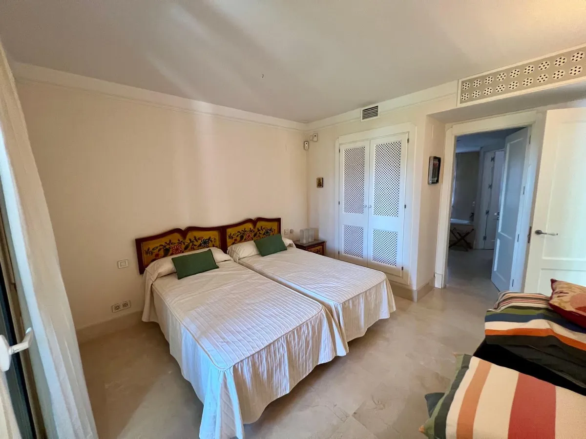 2fddfa99-0871-4f36-a035-021a7f11d70d