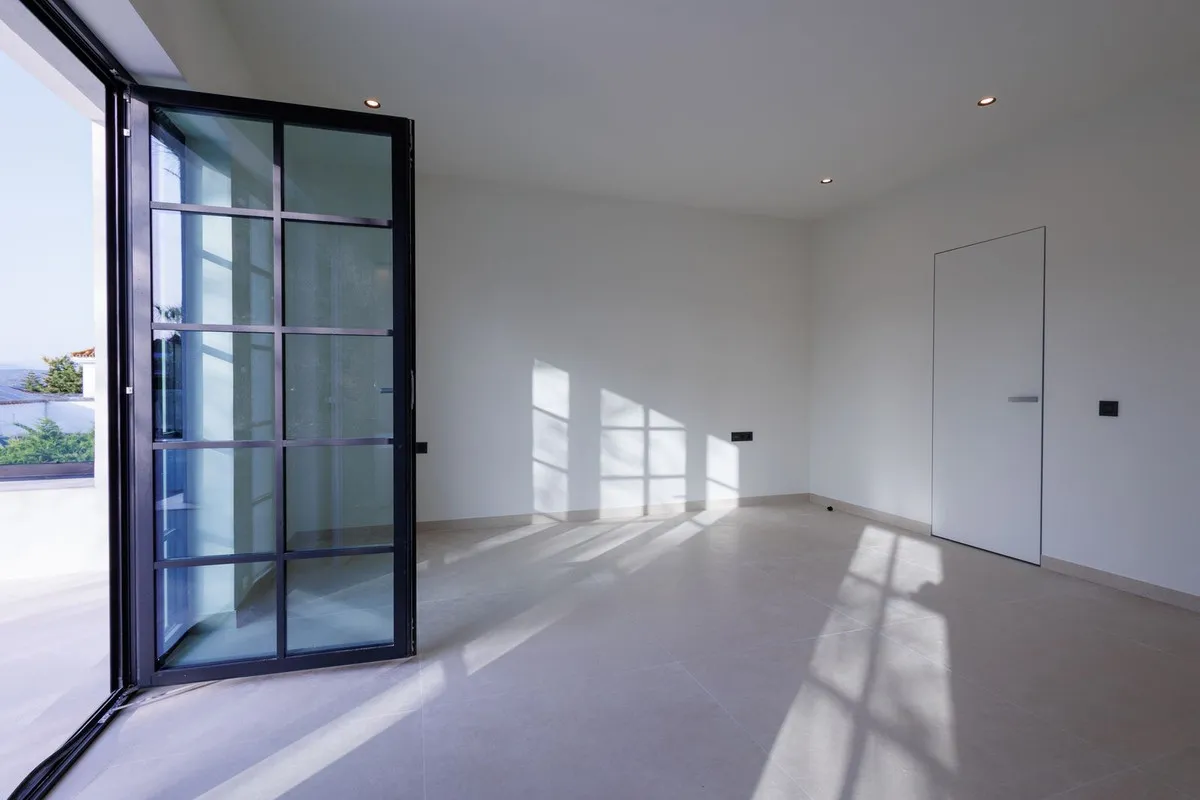 0c4c06c0-cf5a-49d5-b2f8-bdac1f8a6146