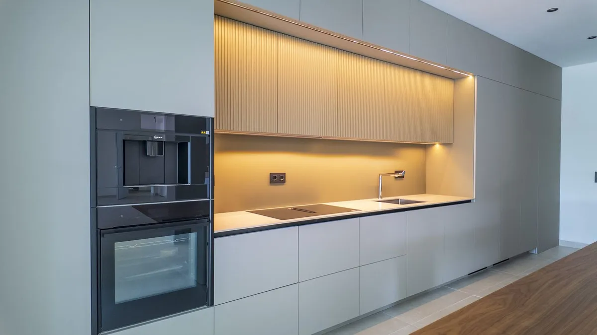 6b4dbadf-4a3c-4ae2-8b8c-d7b579817075