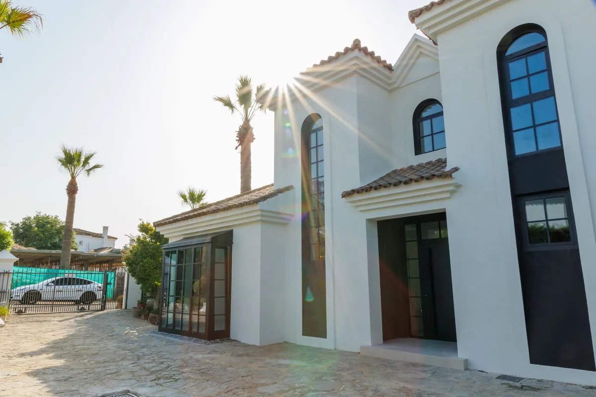 99e9e44d-e860-4dff-9816-72a24a544c53