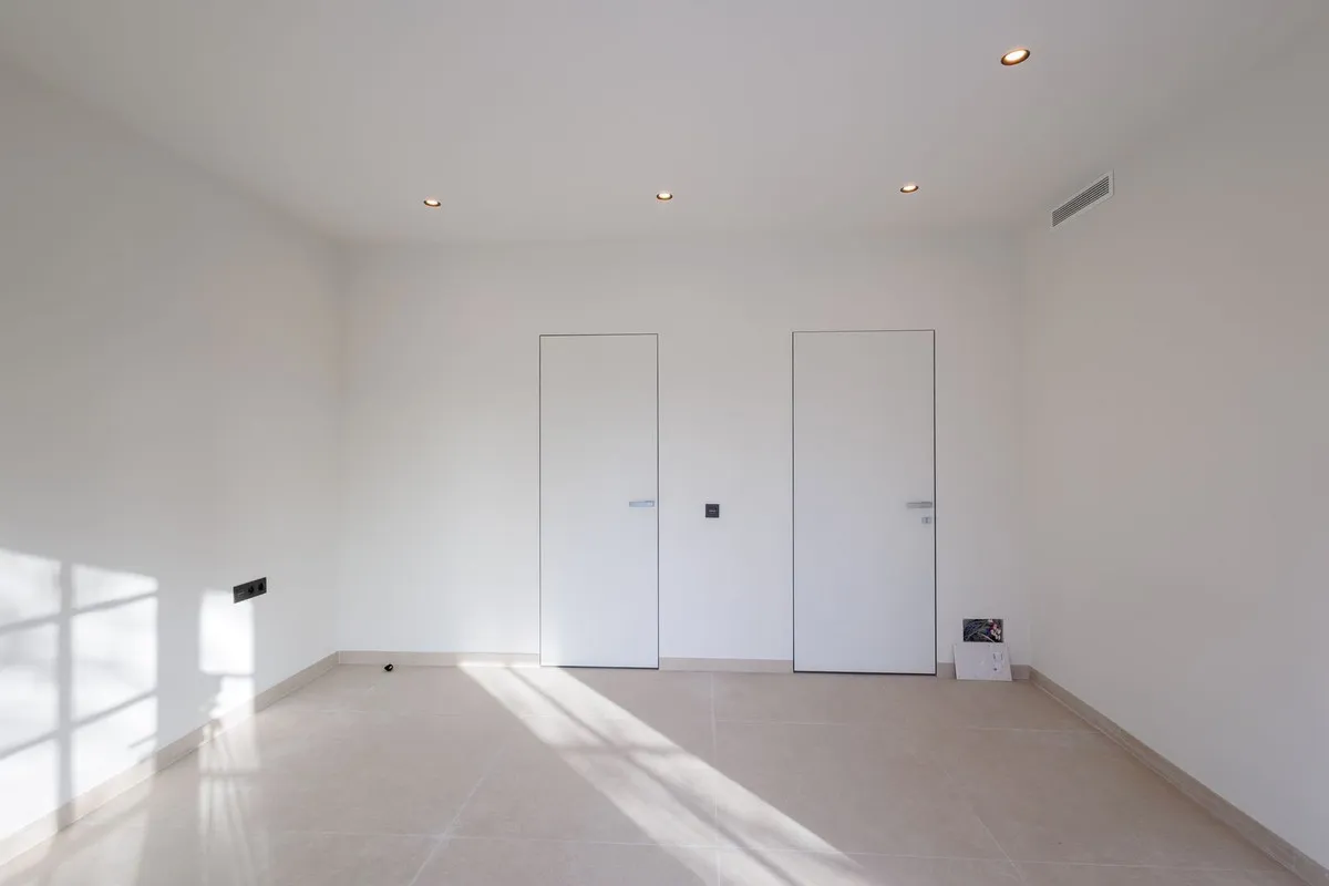 ab0b0952-b7d5-47ce-9a5f-8e13e0d67d15