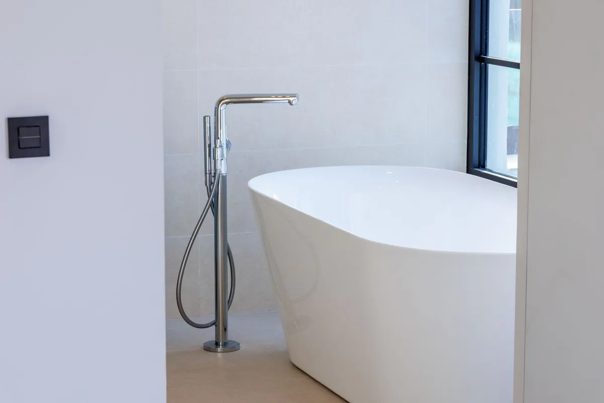 c152ca2b-9b51-4ae6-910f-f9f9e367453b