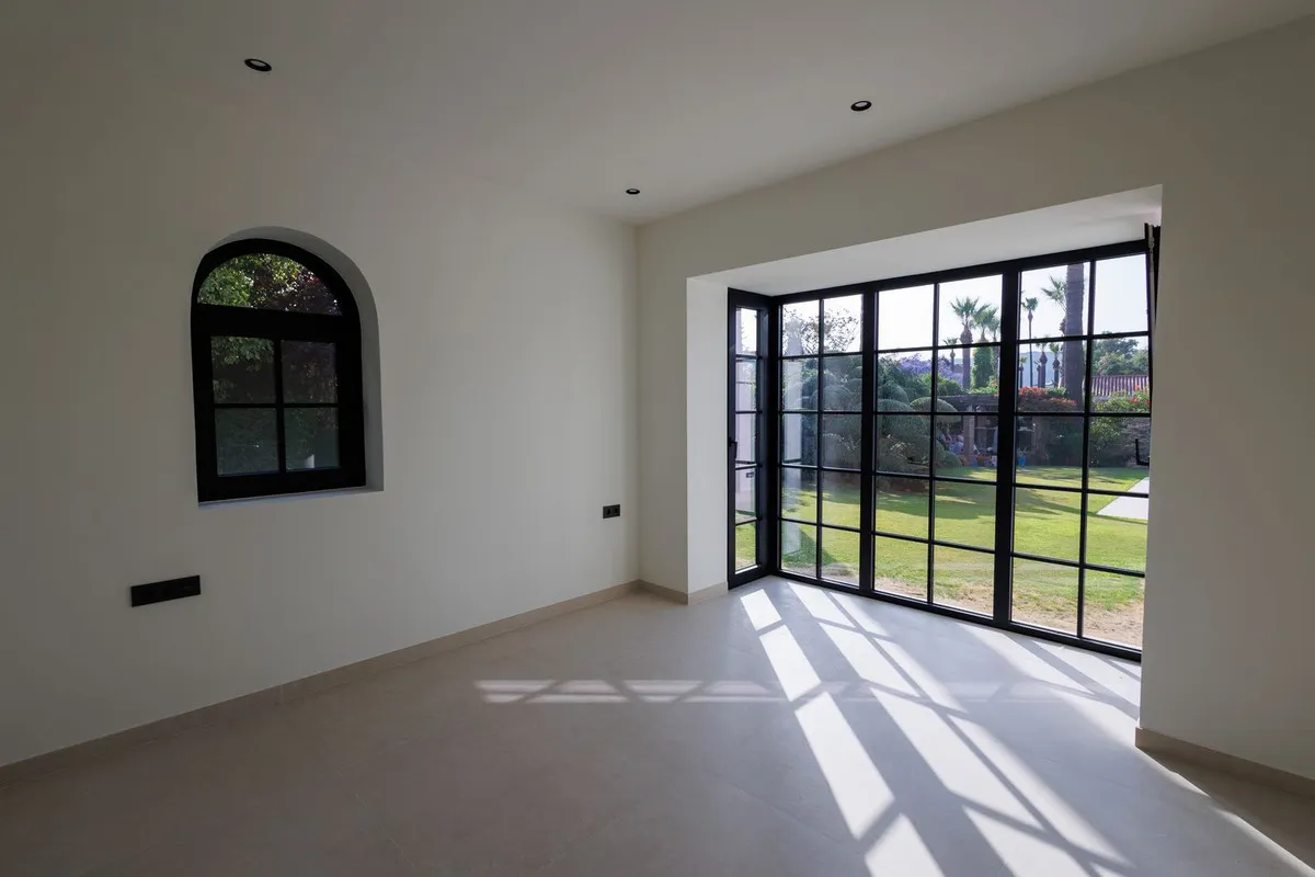 e2c9292c-b992-4c2c-9d5c-31c75696c760