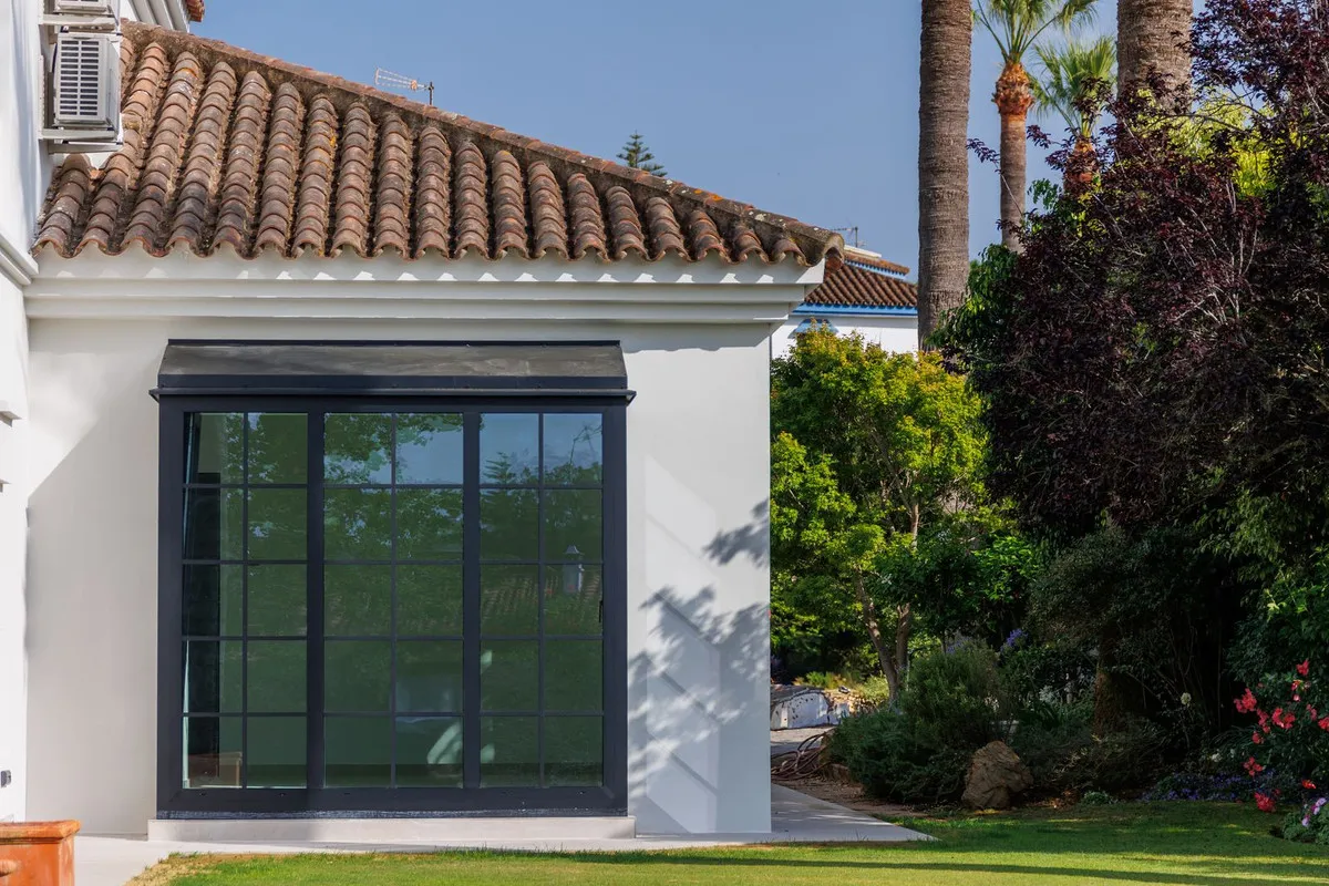 e4589a42-022f-4731-9af0-2e4658c7632a