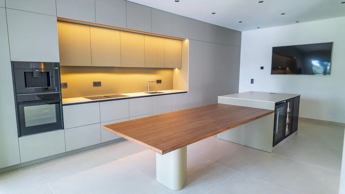 ff112416-2101-46e4-ac32-db926150cf20