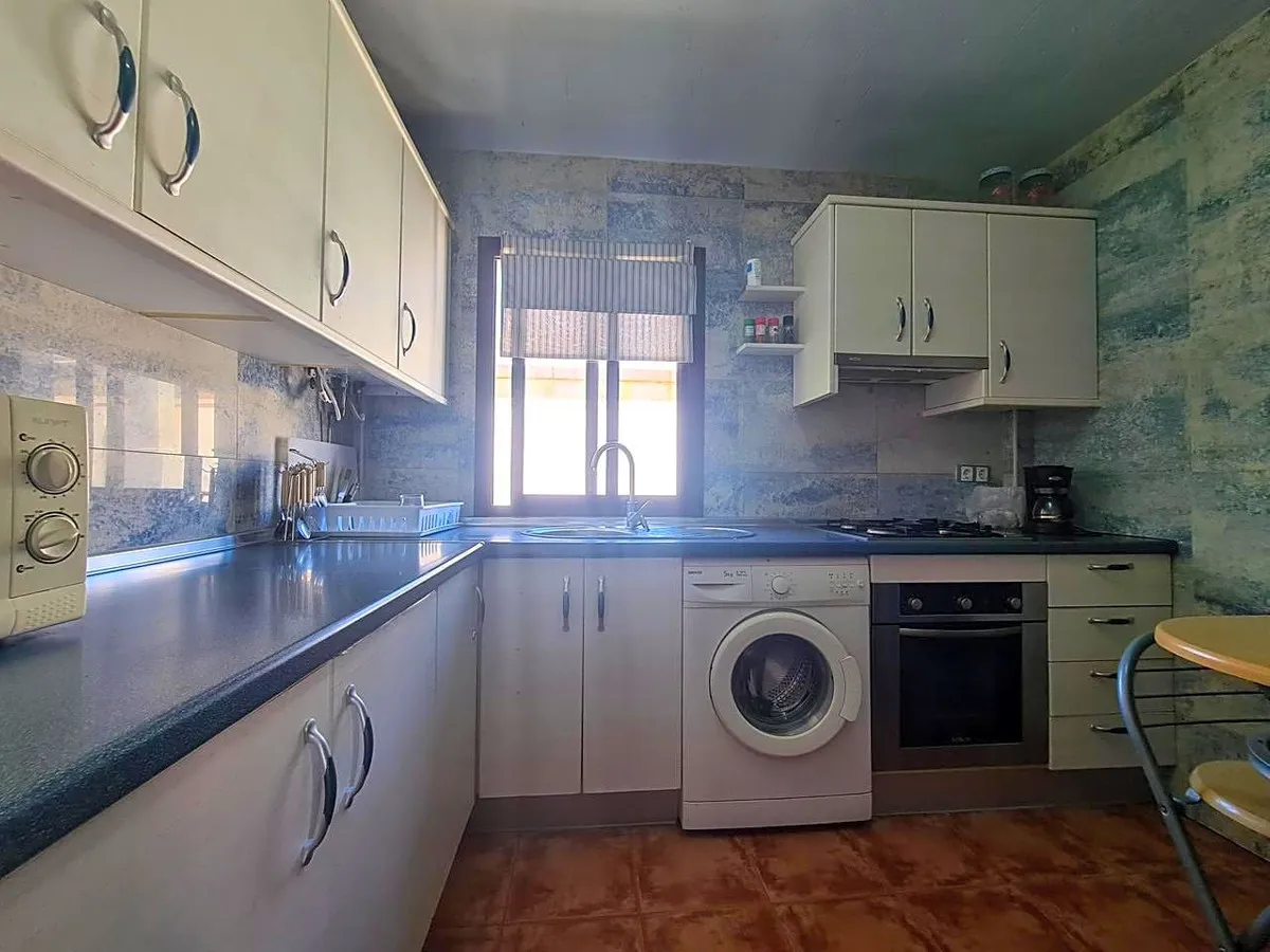 c6123491-c52e-4c3d-8416-5ab9857cdf7c