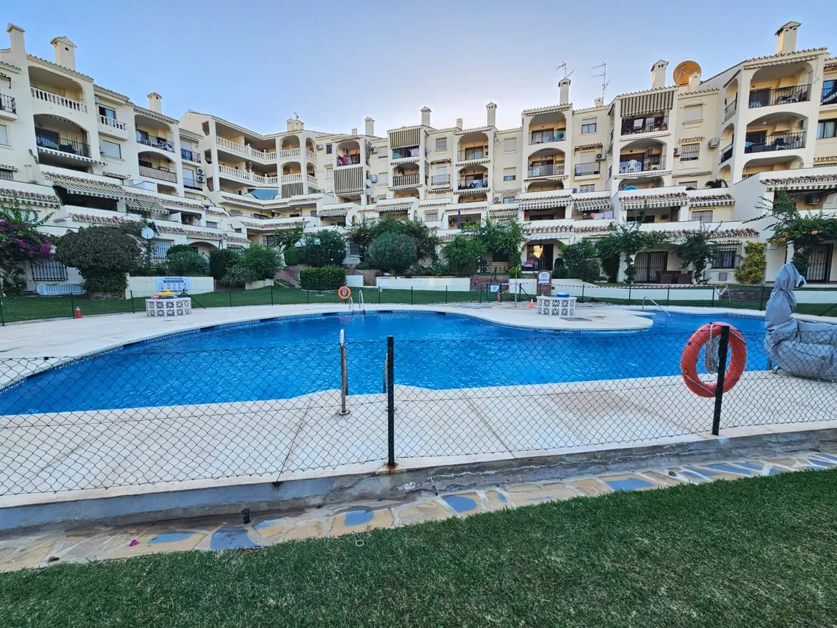 31a99982-4bc0-4e3e-9098-8de677492f1d