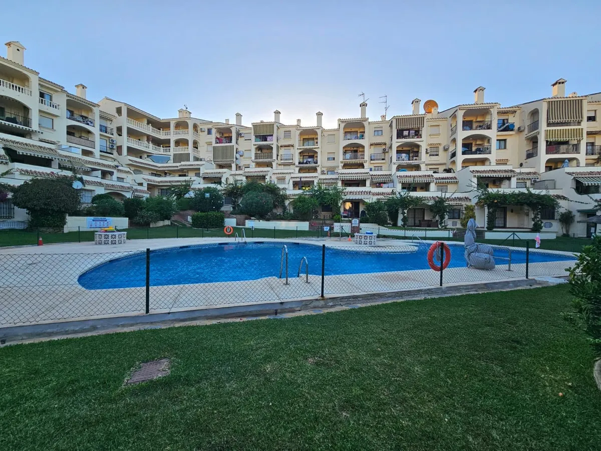 886d61a5-6db9-4ae2-816f-1231929292c5