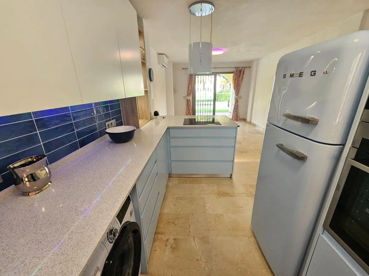 c0c8d33e-c49b-4eb8-97d9-e70f77dfc445