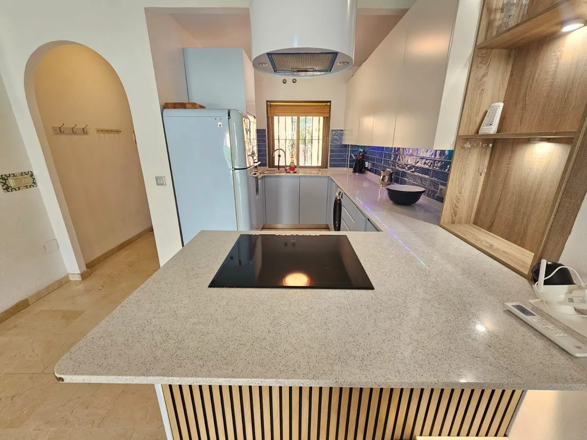 c0fe7e35-c435-4c82-b32c-f0e50b602368