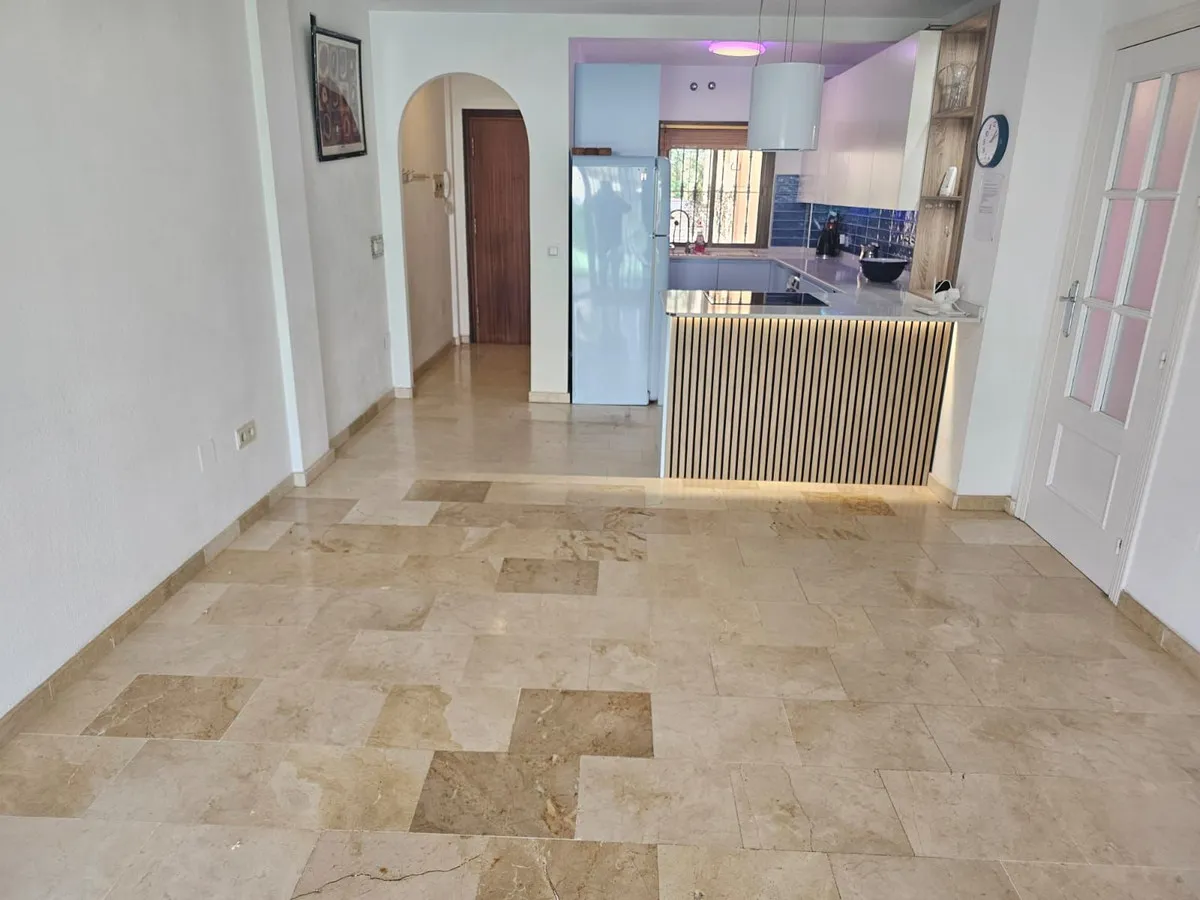 f06b161a-fd40-4ad4-b21f-db90dbe1035c