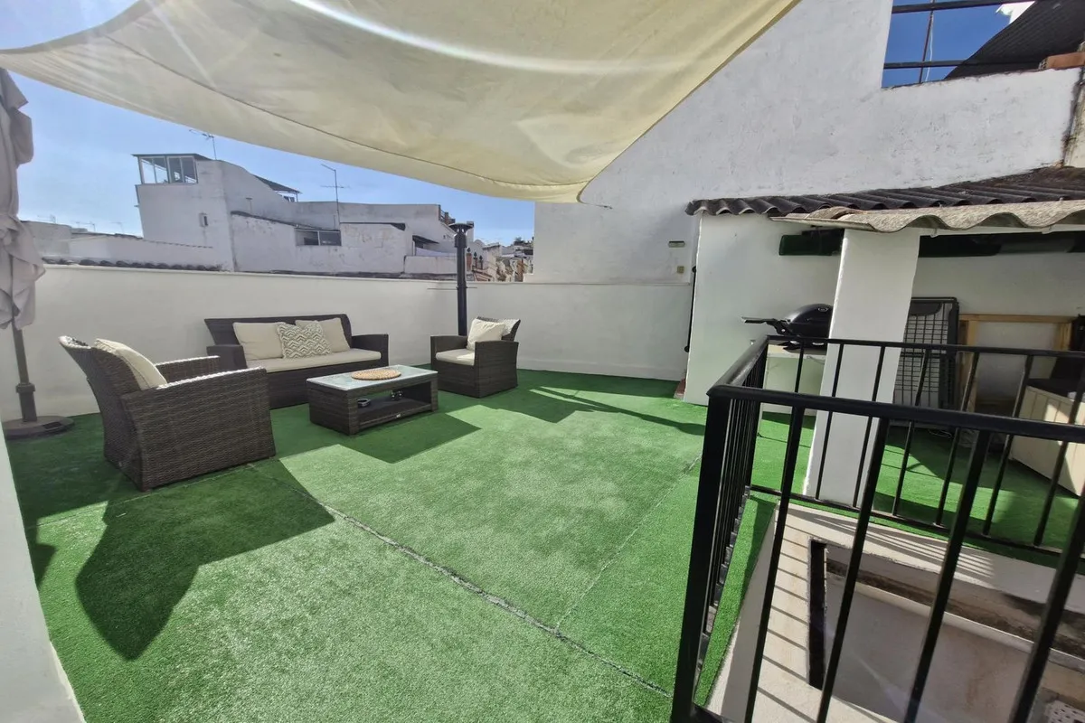 033a812e-88c9-4751-a9e5-45a2eaf05f40