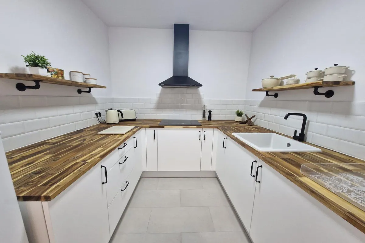 100facf5-4938-4c38-9308-a34001ed0fcd