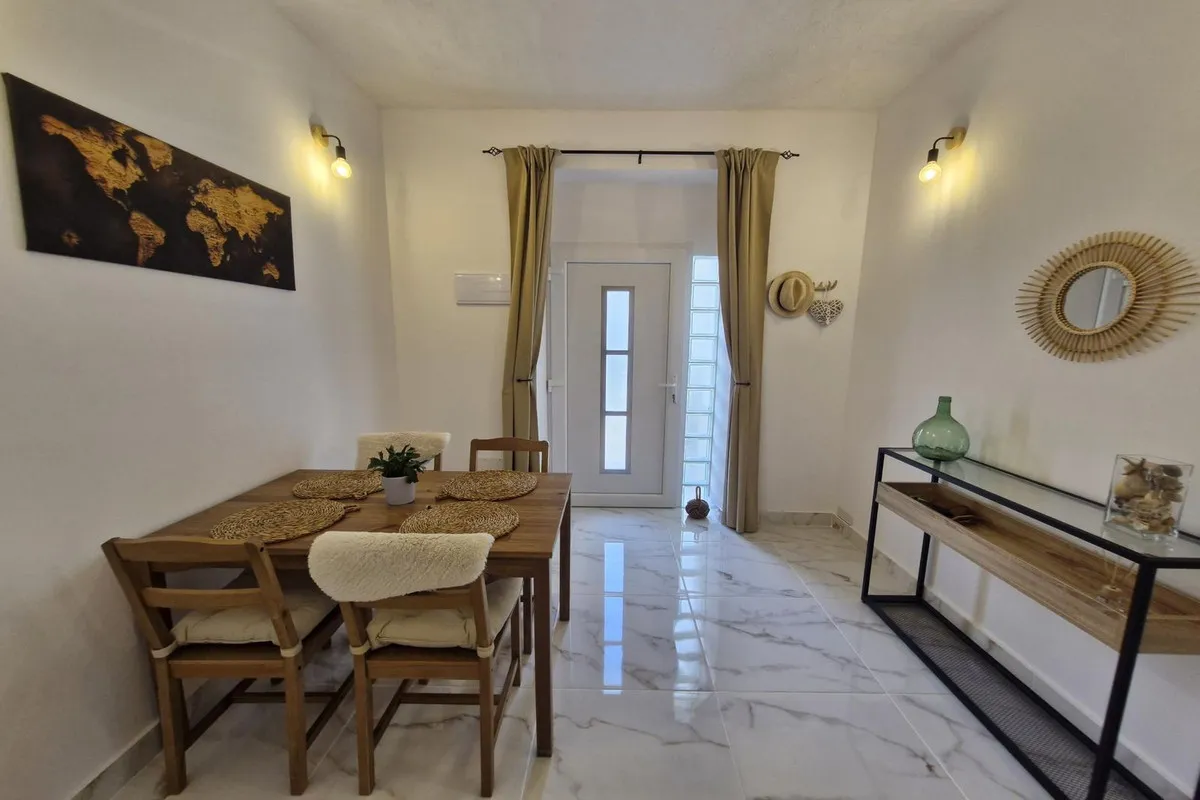 7e40be9d-678a-45ab-95f6-cdca244ddd07